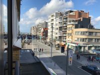 Vue avenue de la mer à Coxyde vers la mer